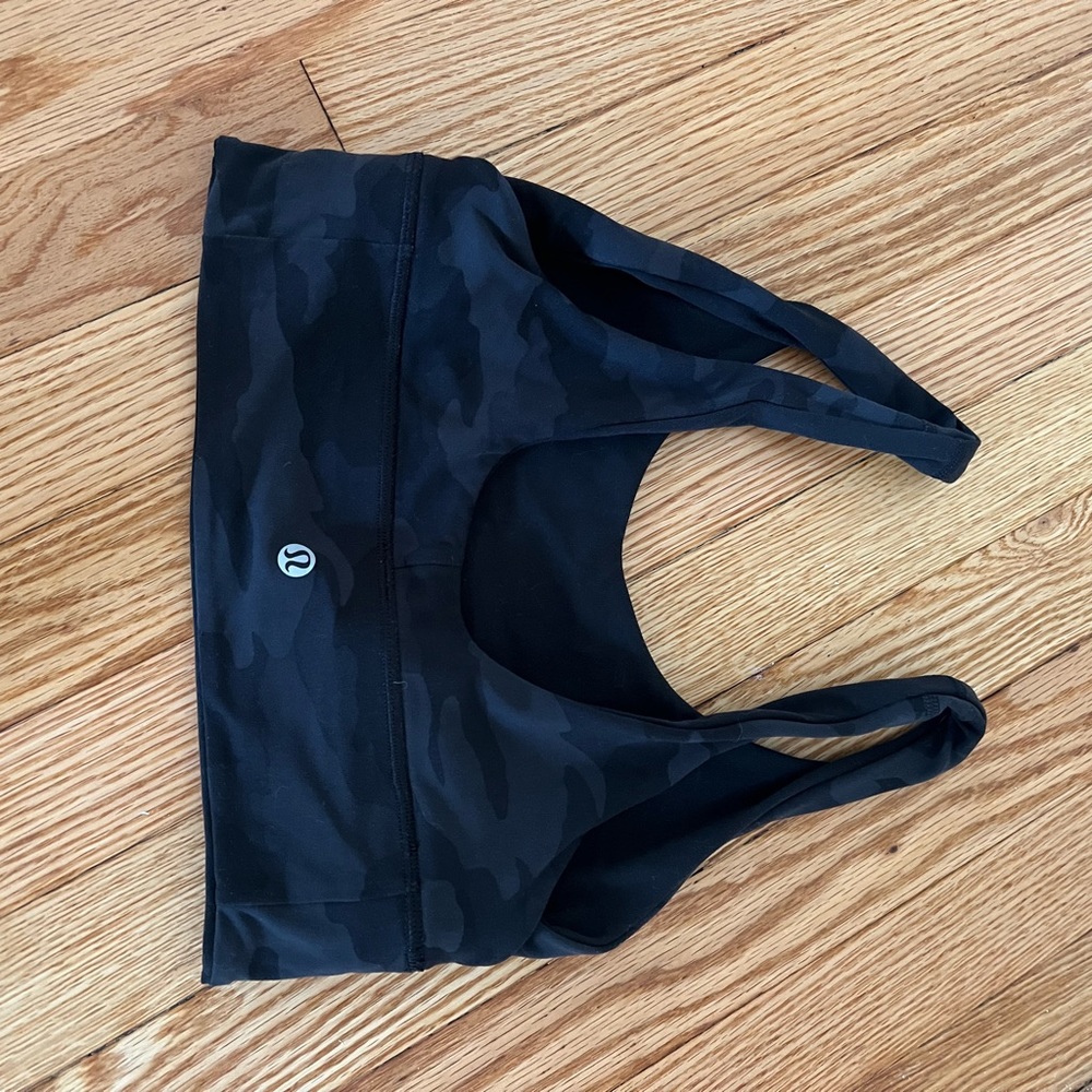 Lululemon Align Reversible Bra Light Support Size 4 - Picture 6 of 11